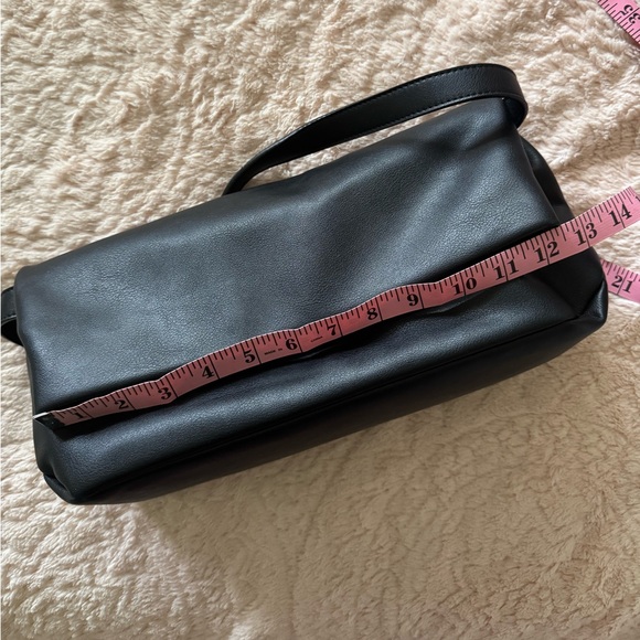 BCBGMaxAzria Convertible Black Shoulder Bag - Picture 10 of 13